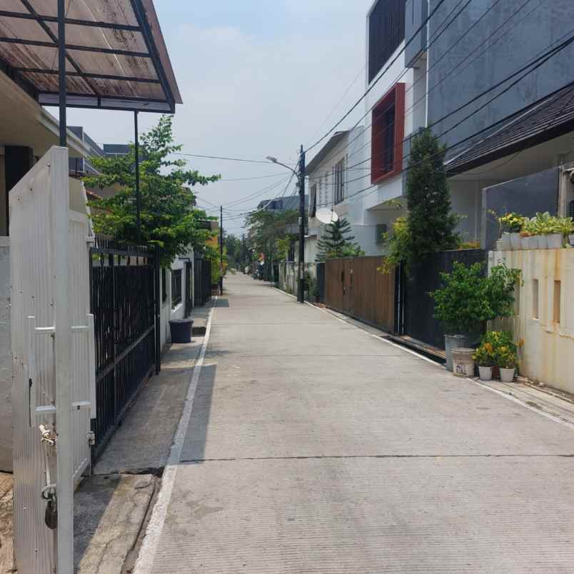 dijual rumah komplek walikota kelapa