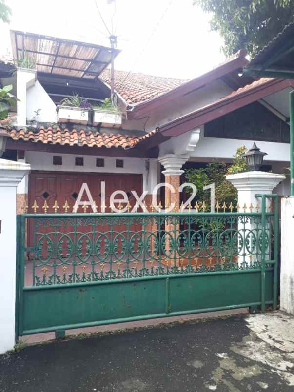 dijual rumah kramat jati