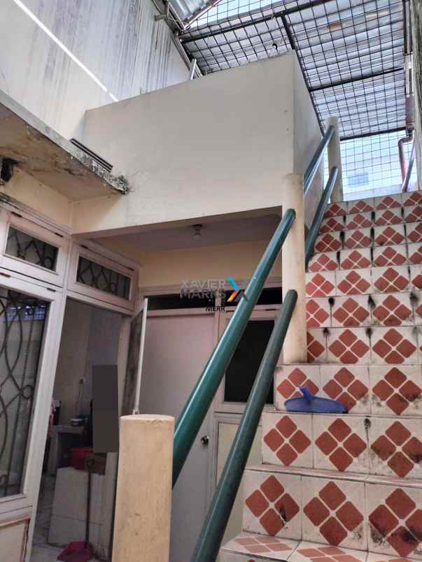 dijual rumah lebak jaya terawat siap huni