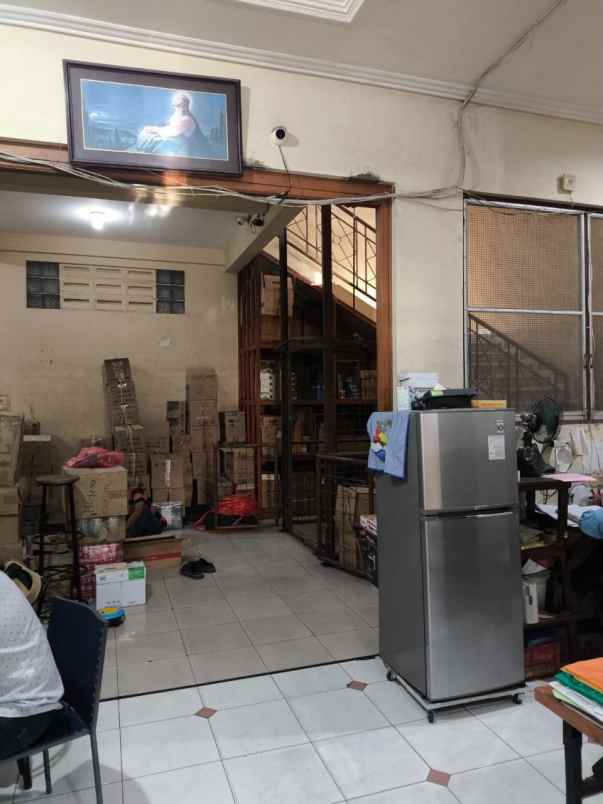 dijual rumah lebak timur tambaksari