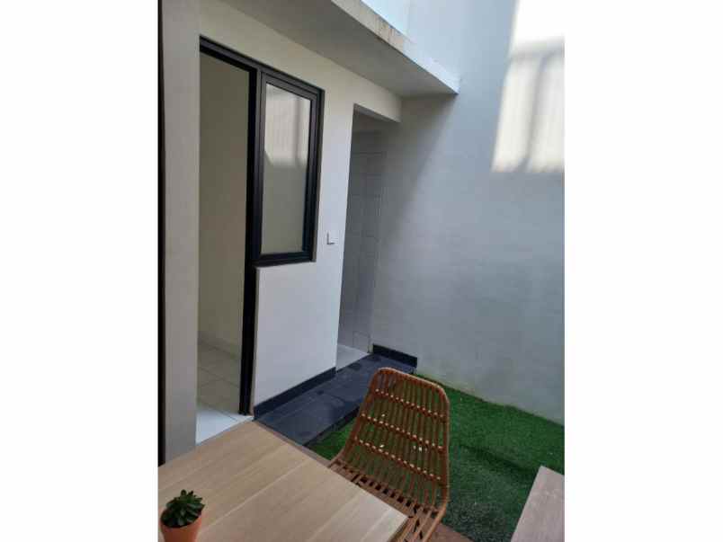 dijual rumah mahakam the signature