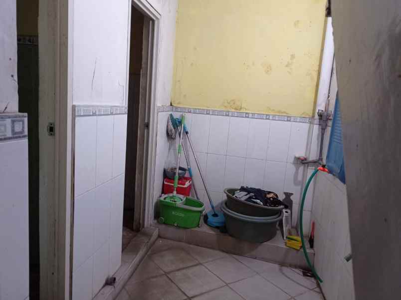 dijual rumah mayjend panjaitan