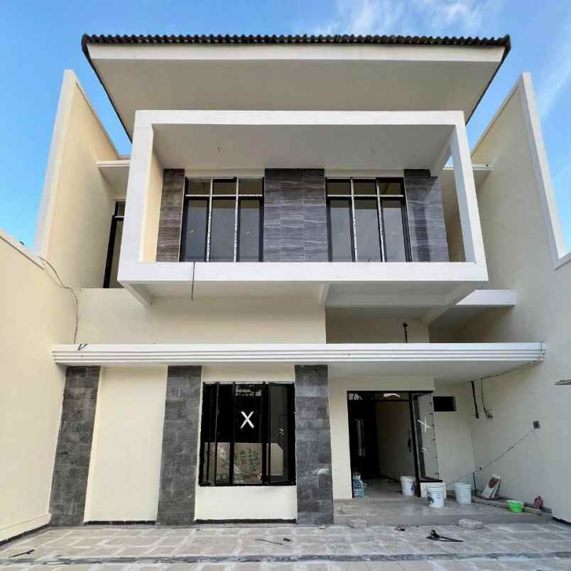 dijual rumah medayu utara