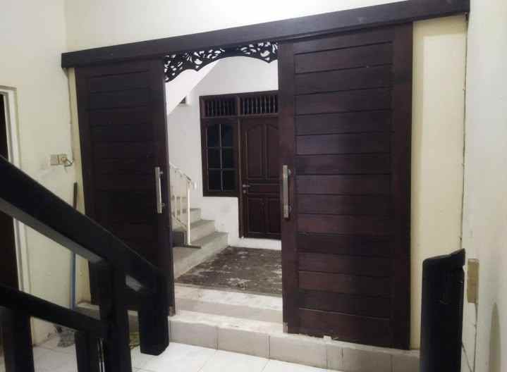 dijual rumah mekar pemogan