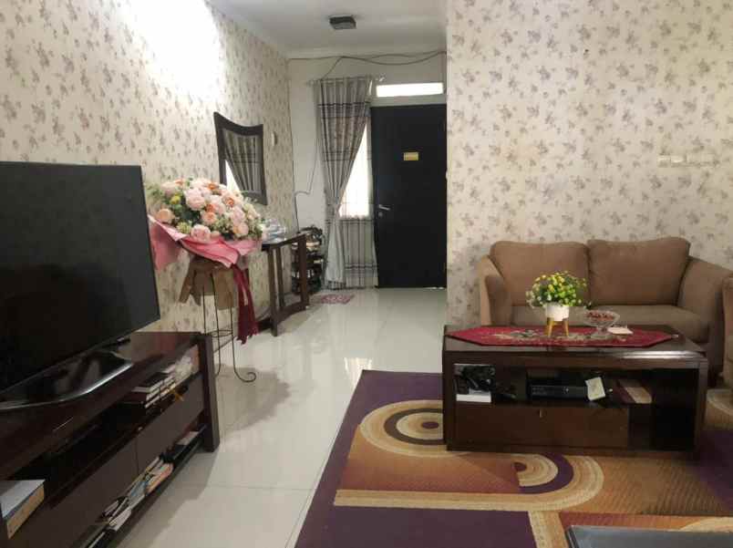 dijual rumah mengger sayap batununggal