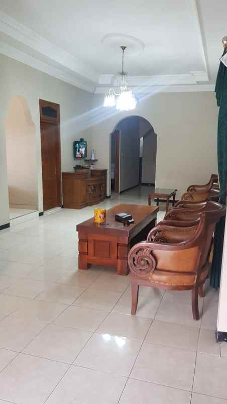 dijual rumah mewah harga murah daerah berbah sleman