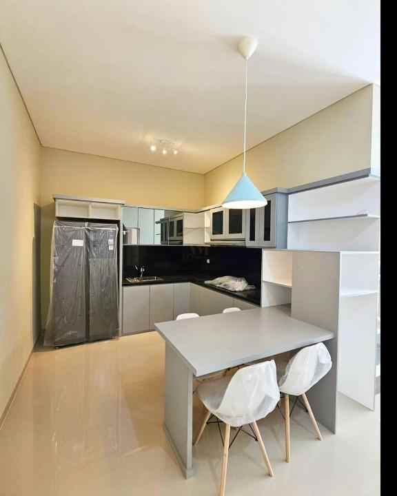 dijual rumah modern 2 lantai full furnished di ngaglik