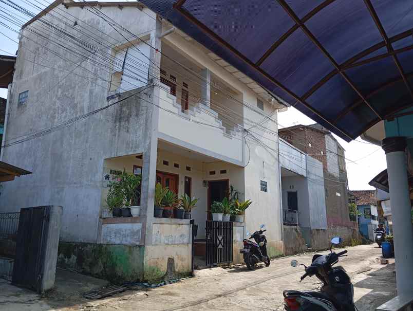 dijual rumah murah cisasawi cihanjuang shm 2 lantai