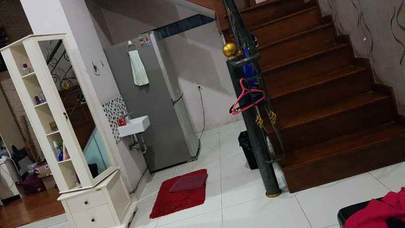 dijual rumah murah pinggir jalan lokasi kebon kopi