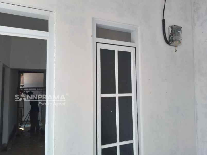 dijual rumah nanggerang