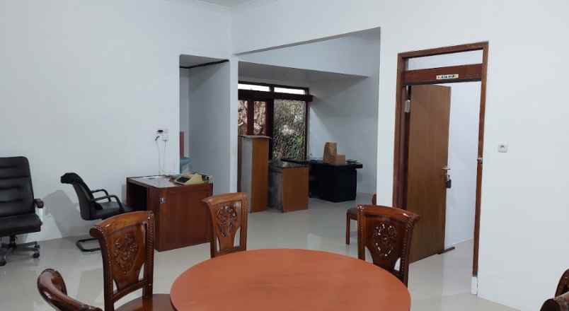 dijual rumah ngagel jaya