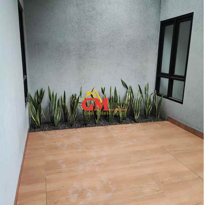 dijual rumah nyaman di podomoro park bandung