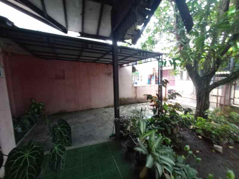 dijual rumah padasuka