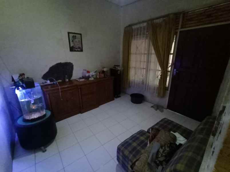 dijual rumah padasuka