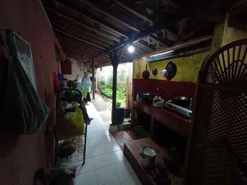 dijual rumah padasuka