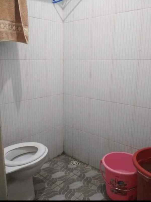 dijual rumah pakis