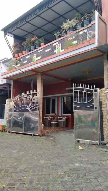 dijual rumah pakis