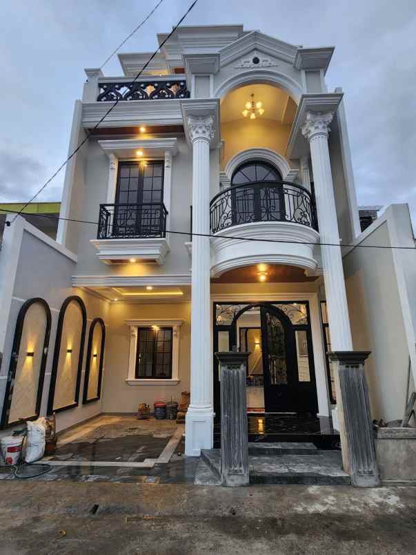 dijual rumah pancoran mas