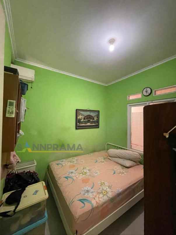 dijual rumah pancoran mas depok