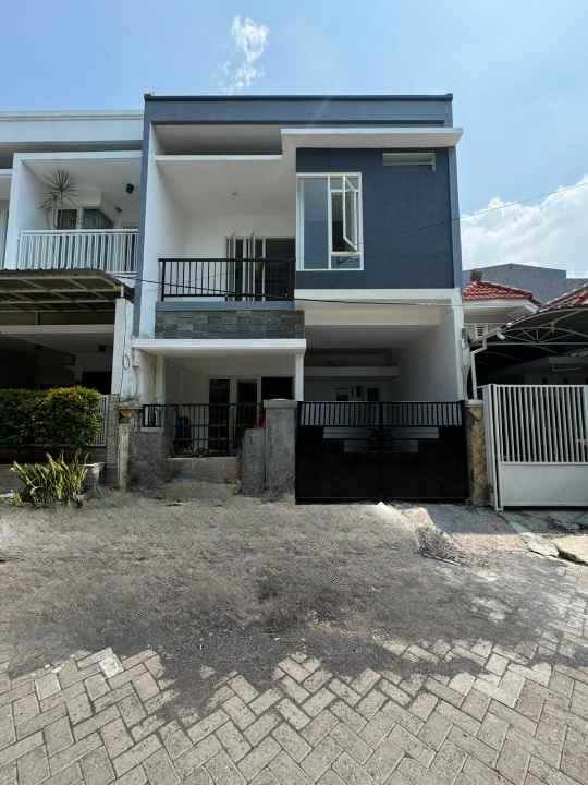 dijual rumah pantai mentari