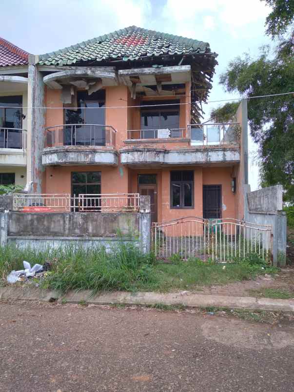 dijual rumah pantai modern