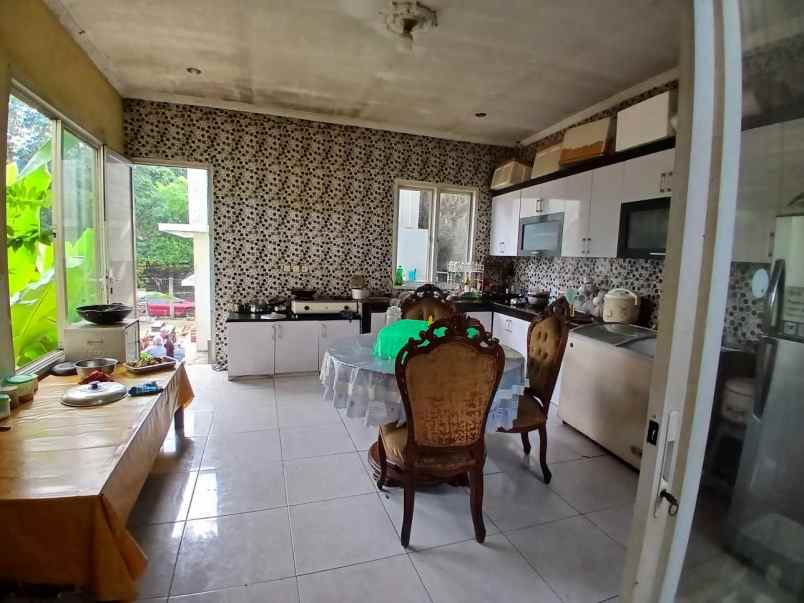 dijual rumah parung bingung