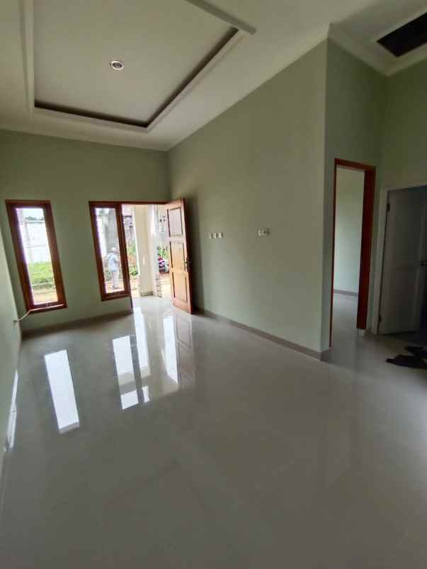 dijual rumah pasir putih sawangan