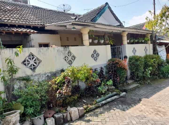 dijual rumah perum bumi prayudan estate