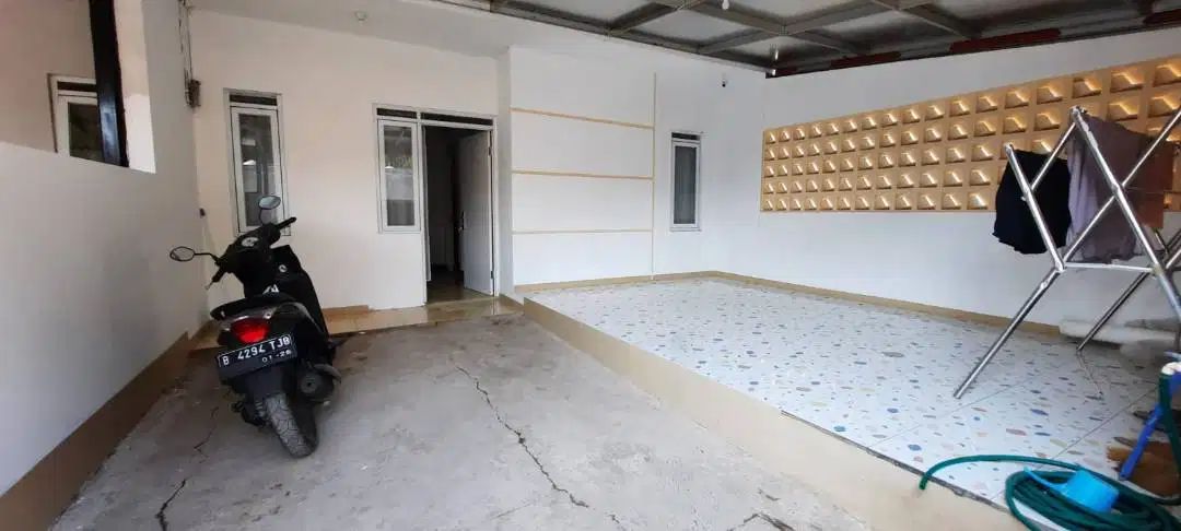 dijual rumah perumahan altha regency