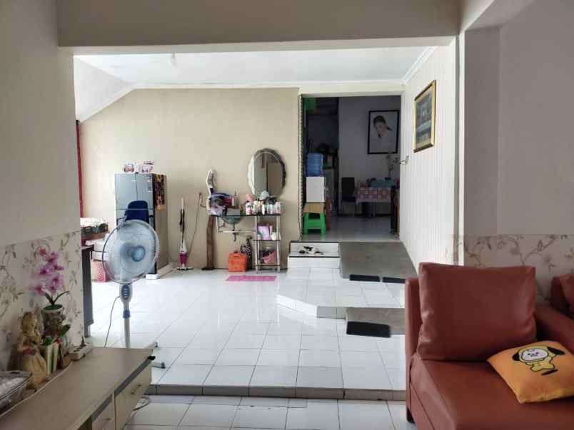 dijual rumah perumahan bukit permai