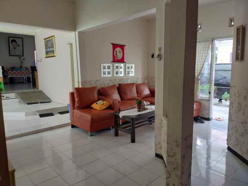 dijual rumah perumahan bukit permai