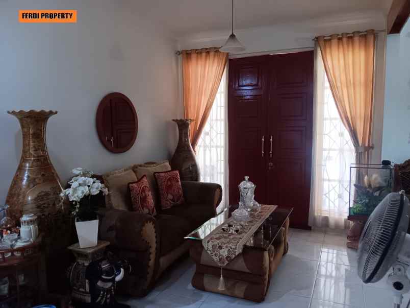 dijual rumah perumahan citra gran cibubur