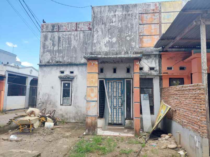 dijual rumah perumahan griya asinda