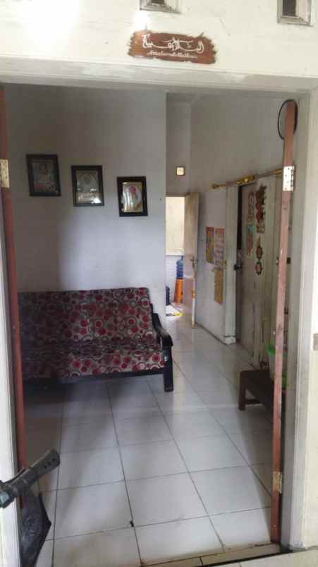 dijual rumah perumahan karang indah