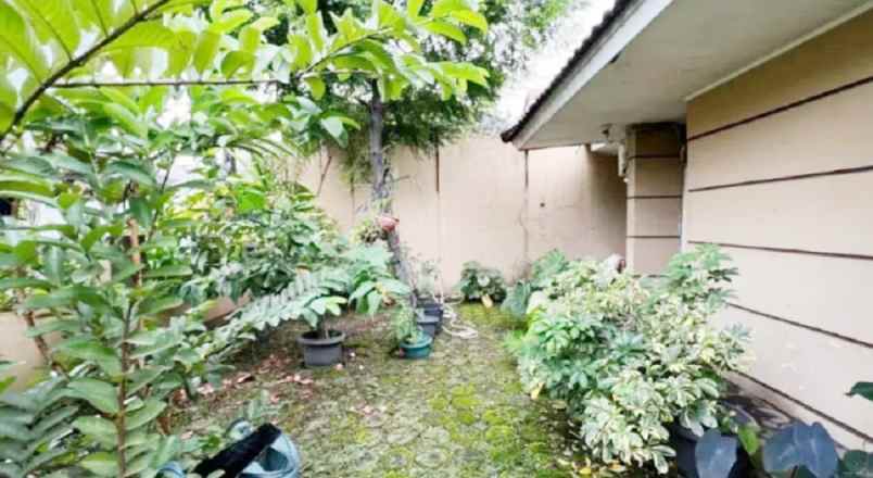 dijual rumah perumahan kopo elok jl