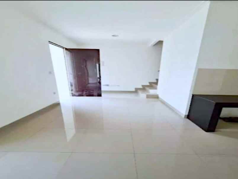 dijual rumah pik2 pantai indah kapuk