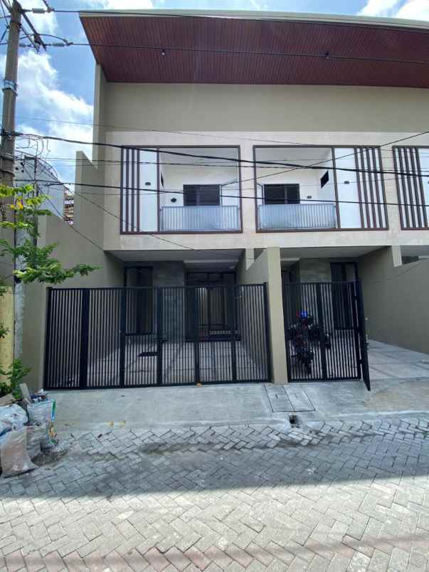 dijual rumah ploso timur