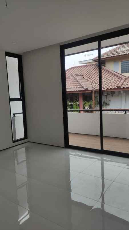 dijual rumah pondok kelapa