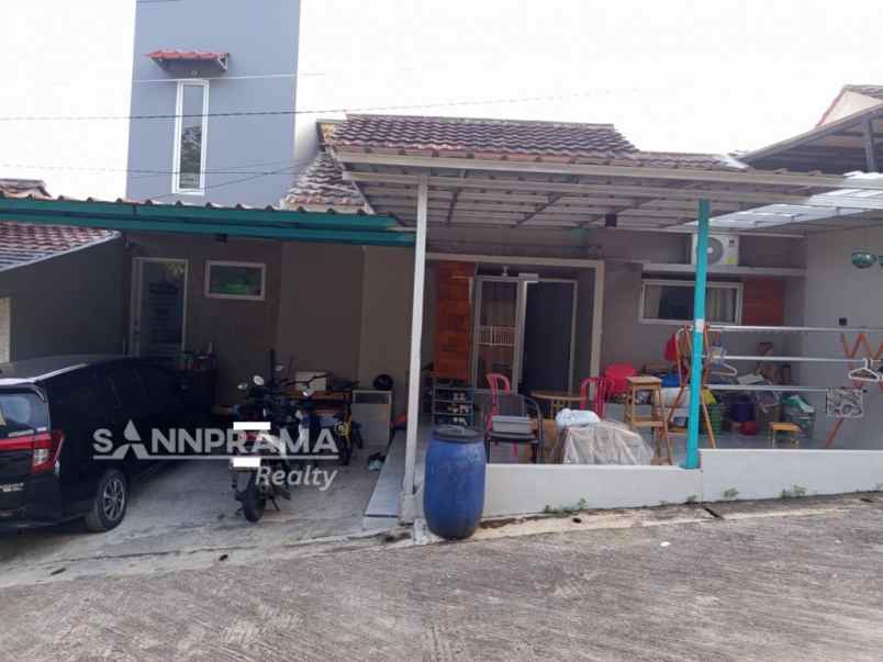 dijual rumah pondok petir