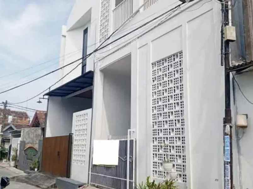 dijual rumah pondok ungu permai