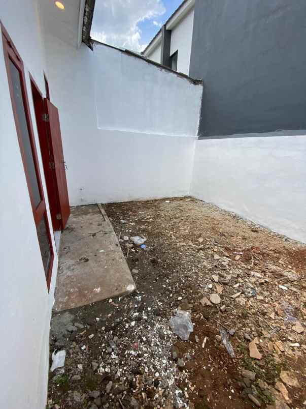 dijual rumah pperum grand residence