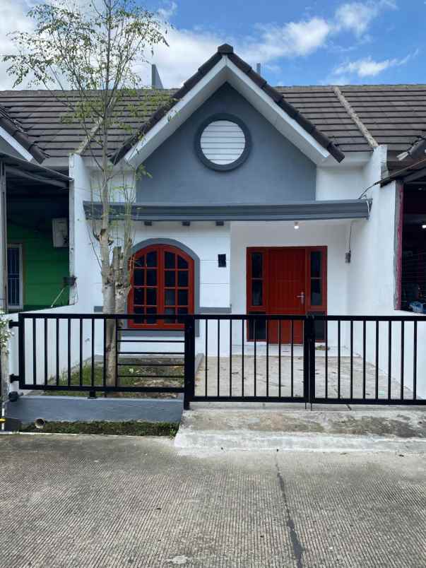 dijual rumah pperum grand residence
