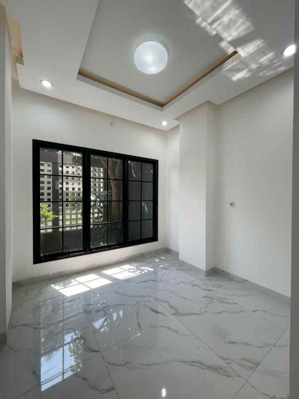 dijual rumah purwo martani kalasan