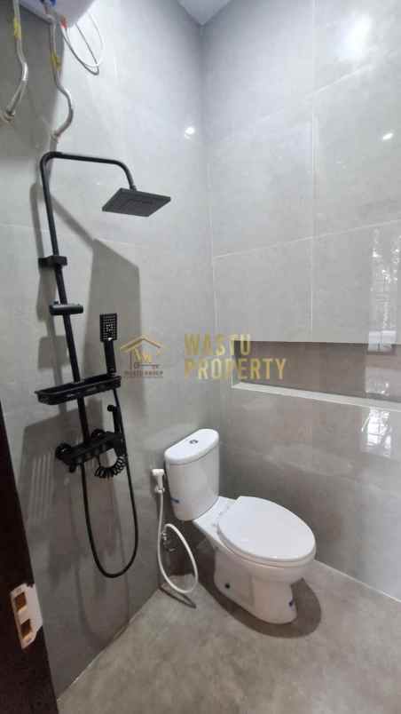 dijual rumah purwomartani kalasan