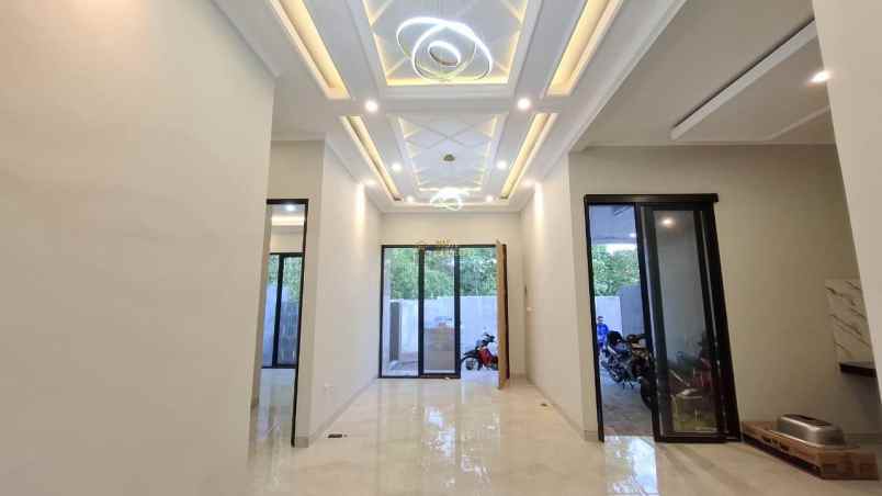 dijual rumah purwomartani kalasan