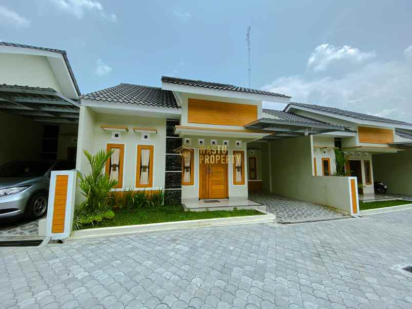 dijual rumah purwomartani kalasan sleman