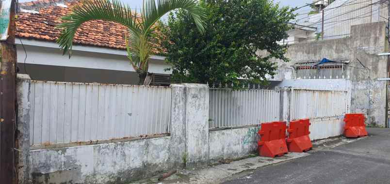 dijual rumah radio dalam