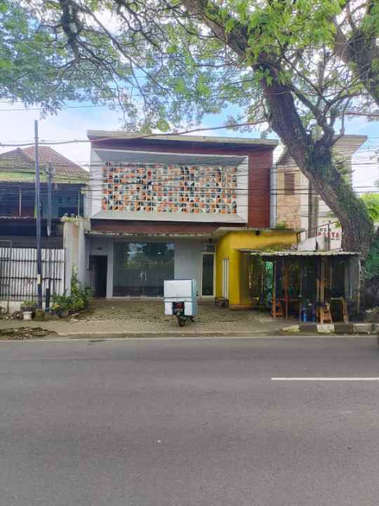 dijual rumah raya sengkaling