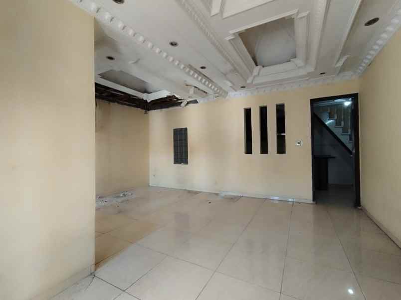 dijual rumah riungbandung