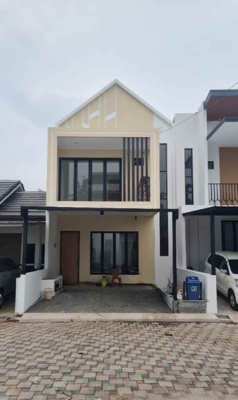 dijual rumah sektor 3 taman yasmin